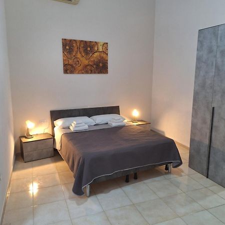 Donna Rita Apartment Napoli Exterior foto