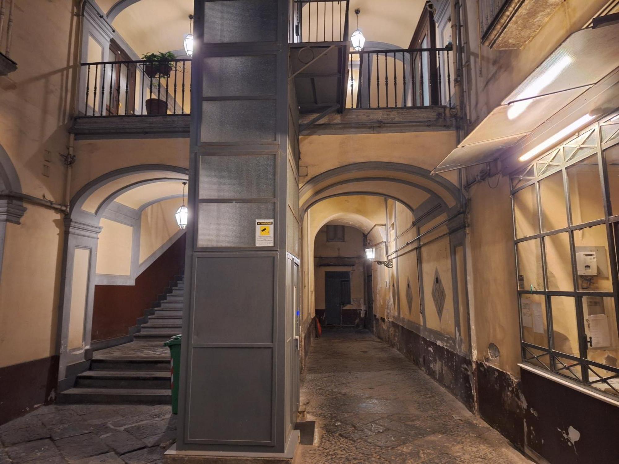 Donna Rita Apartment Napoli Exterior foto
