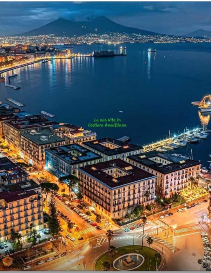 Donna Rita Apartment Napoli Exterior foto